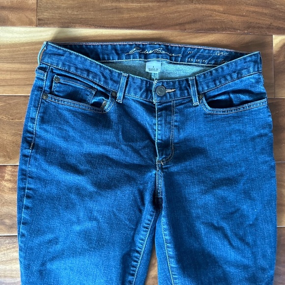 Eddie Bauer Curvy Straight Leg Denim Jeans size 8 - Picture 2 of 4